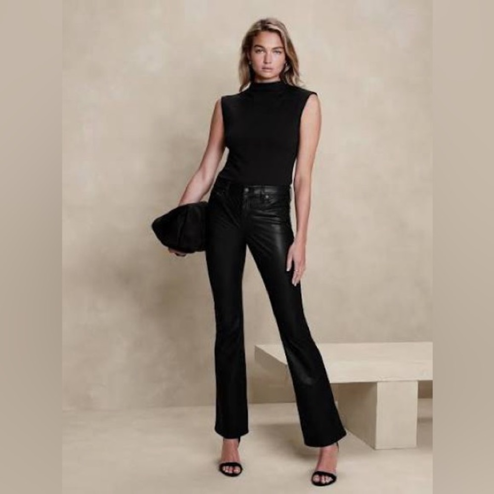 NWT Banana Republic vegan leather low rise bootcut pants sz 29